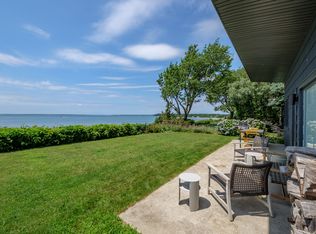 23 Cliff Dr, Sag Harbor, NY 11963