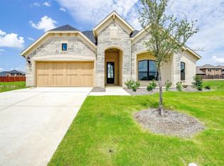 187 Honey Ln, Waxahachie, TX 75165