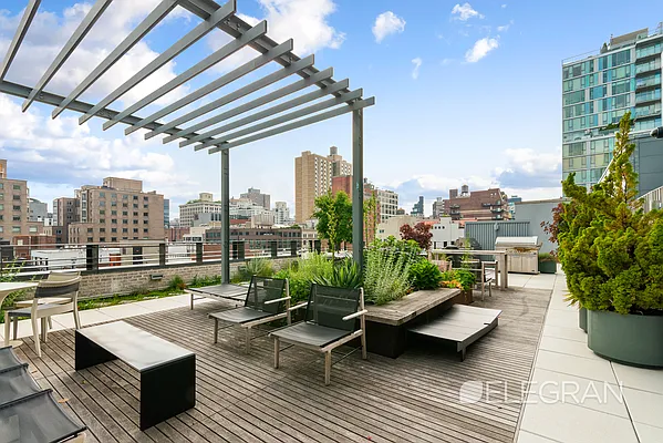 Rented by (Legacy) Elegran | media 15