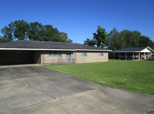 1348 Kendal St, Ville Platte, LA 70586