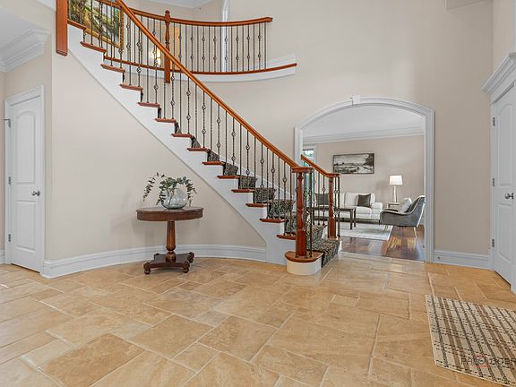 3rd image of 3995 Orchard Ln
