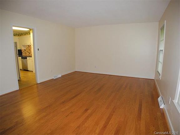 4th image of 1021 General Hoke Dr