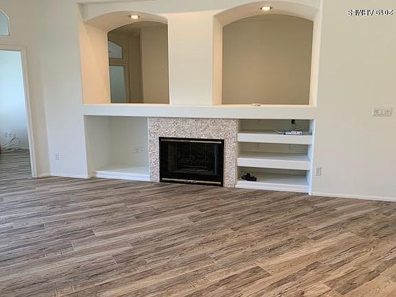 5th image of 8106 E Theresa Dr