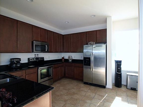 2nd image of 14142 Oakham St