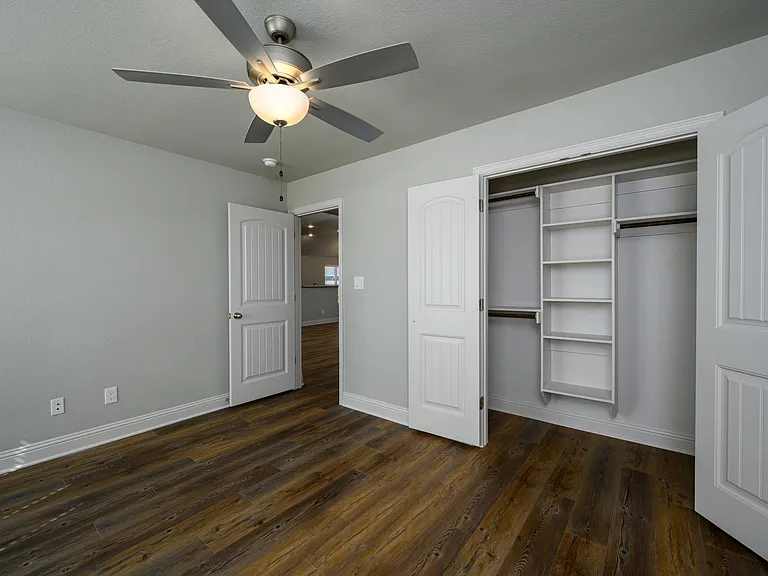 2801 Tulip Dr — Photo 22