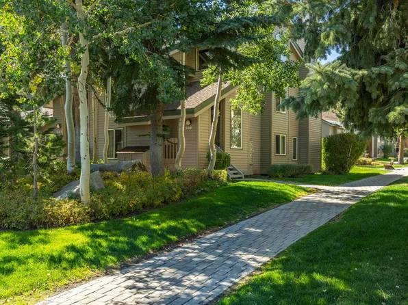 566 Golden Creek Rd #566, Mammoth Lakes, CA 93546