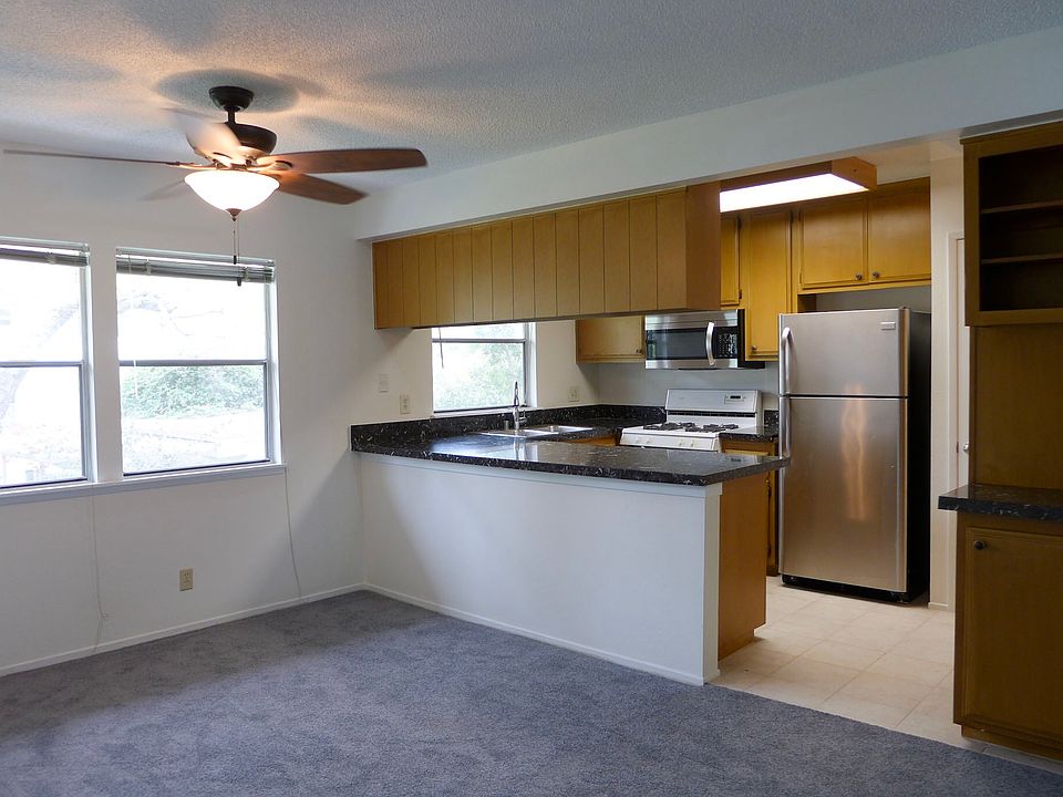 1st image of 3635 Kalsman Dr