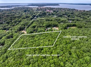395 Town Line Rd, Sag Harbor, NY 11963