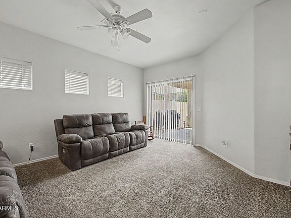 5th image of 8969 W MYRTLE Avenue
