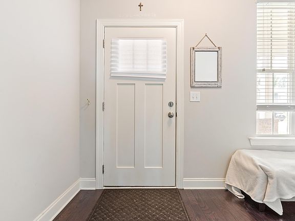 3rd image of 4124 Park Crossings Dr