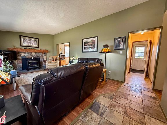 5th image of 61130 Range Road 50