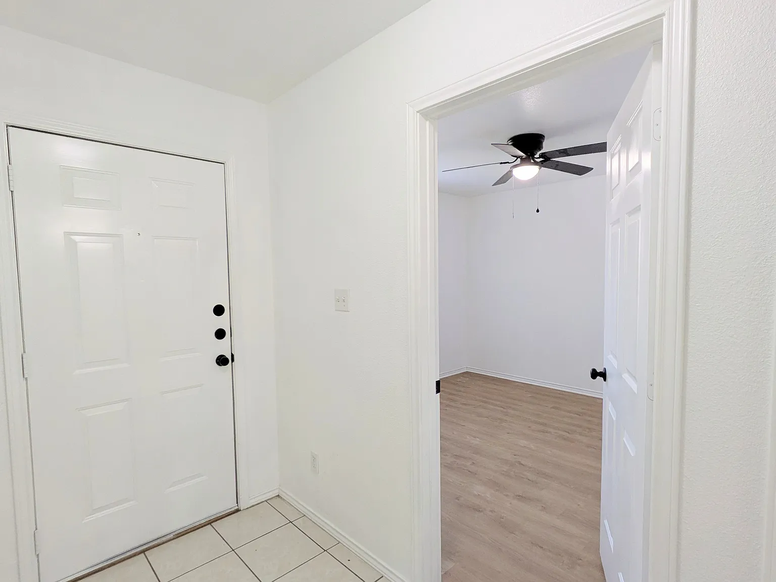 2 bed, 1114 sqft, $1,400 — Photo 4