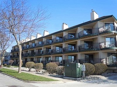 2nd image of 111 Pine River Ln #10