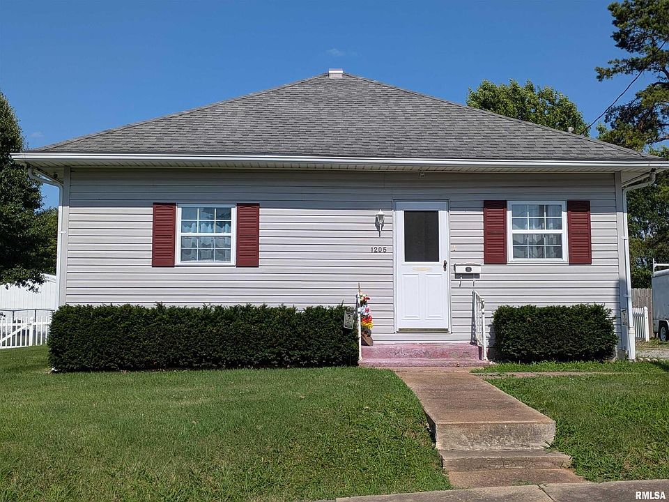 1st image of 1205 Burgess Ave