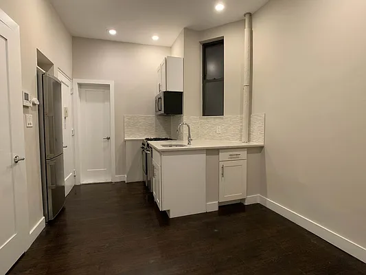 Rented by Tourma Realty LLC | media 38