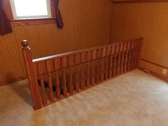 East bedroom