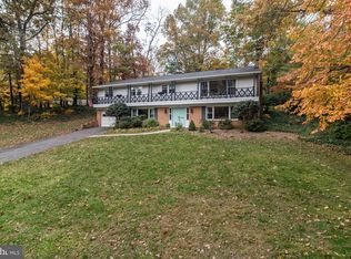 6538 Dearborn Dr, Falls Church, VA 22044