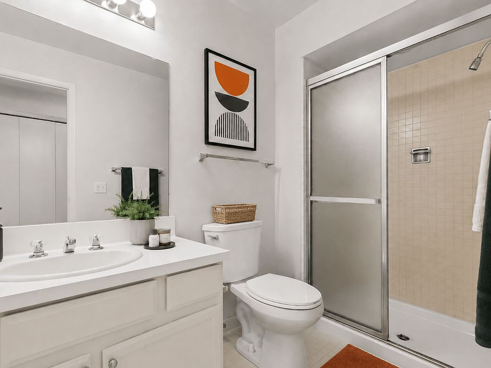 22490 Saratoga St # 6-202, photo 14