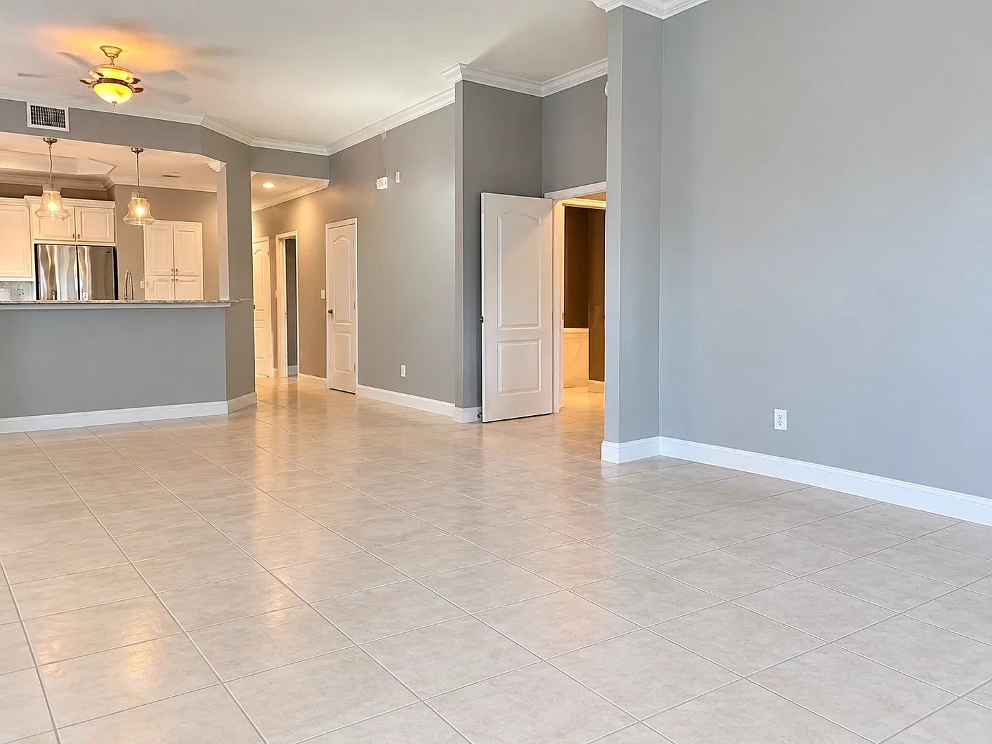 3 bed, 1857 sqft, $2,500 — Photo 4