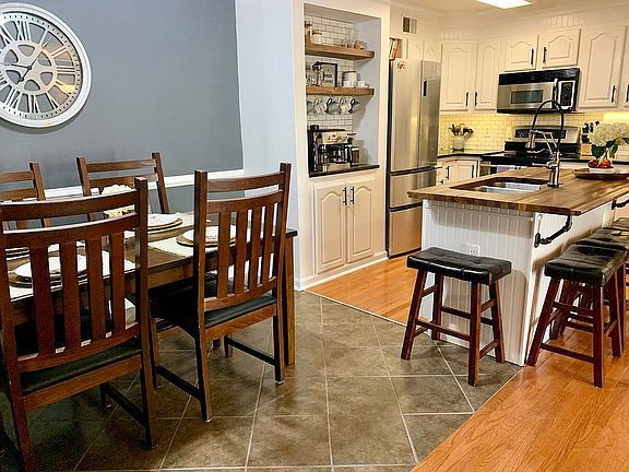2nd image of 50 Greystone Ct #D