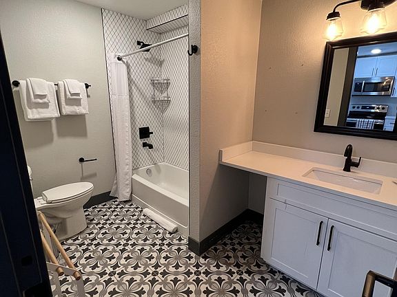 2nd image of 630 E 16th Ave #3