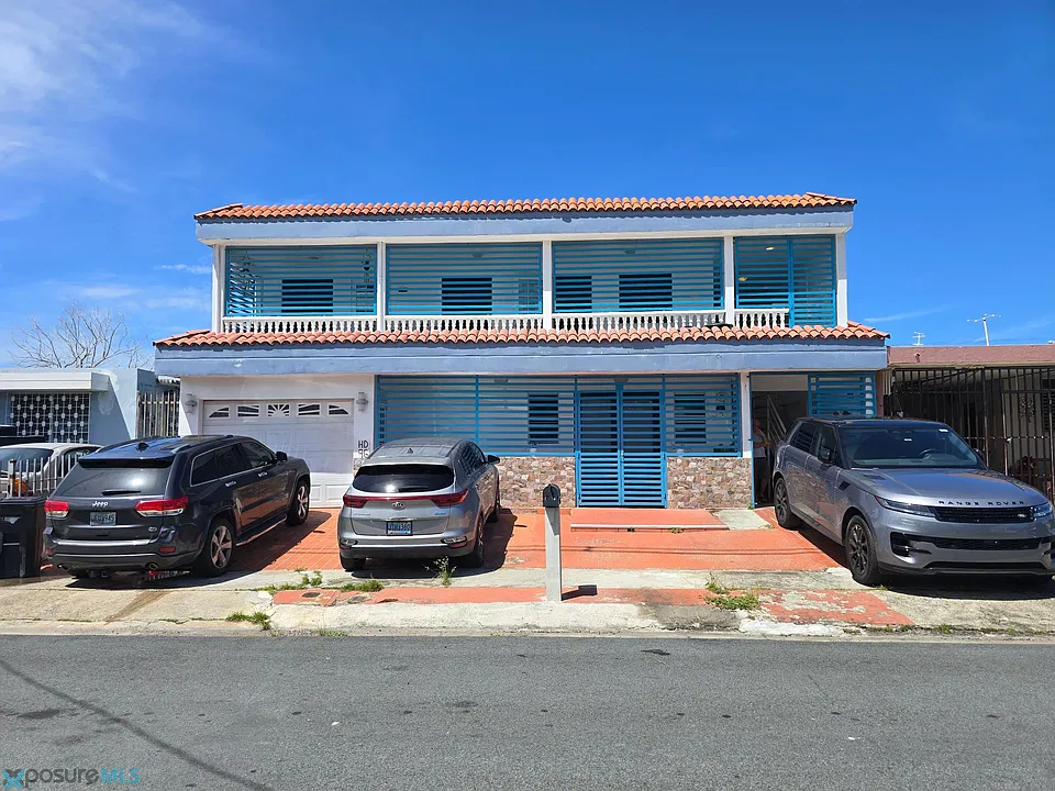 267 Urb Country Clb #96