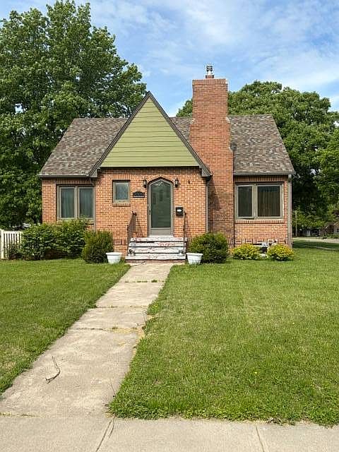 1st image of 2702 M St