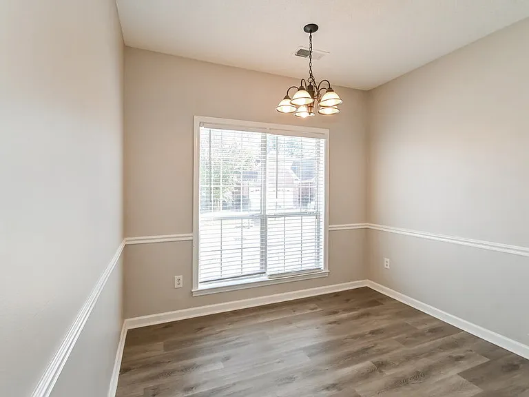 8730 Eagle View Dr — Photo 7