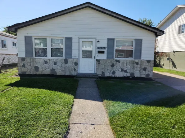 19878 Abrahm St, Clinton Township, MI 48035
