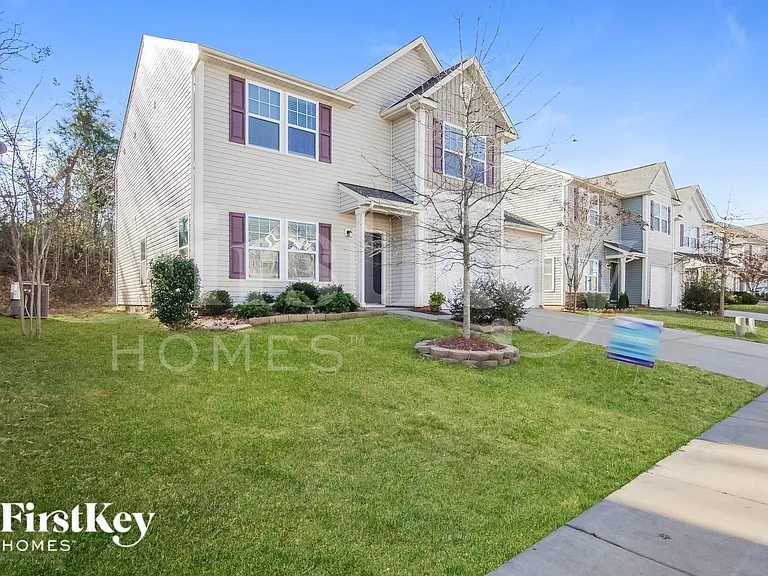 519 Rook Rd — Photo 2