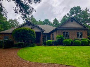 16 Roslin Ct, Pinehurst, NC 28374