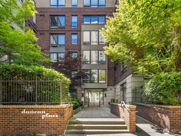 4547 8th Avenue NE #410, Seattle, WA 98105