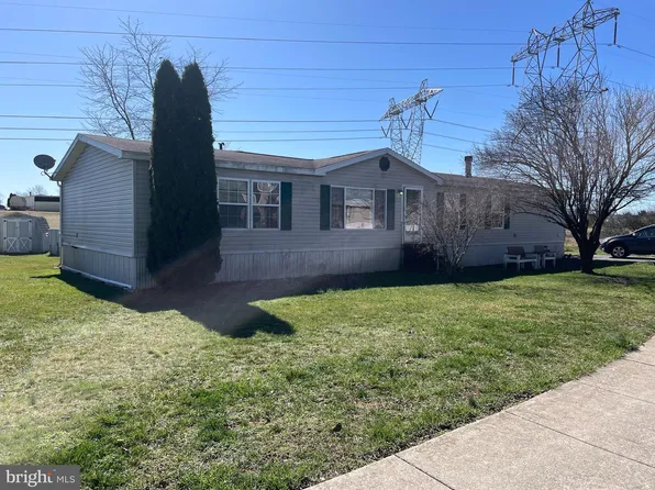 324 Ridge Rd, Elizabethtown, PA 17022