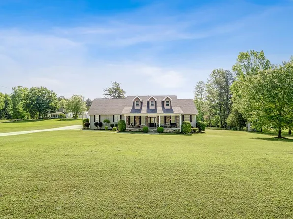 1406 Hickory Grove Rd, Ringgold, GA 30736