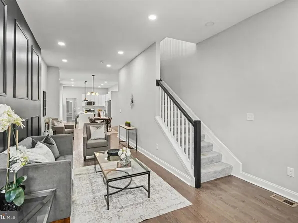 2000 N Smallwood St, Baltimore, MD 21216