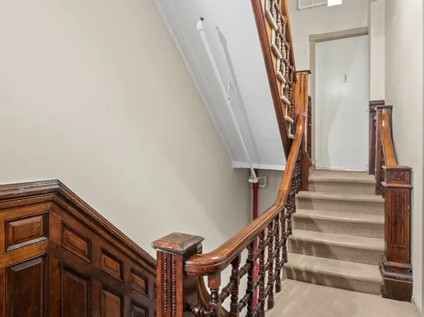 59 East 73rd Street 2F image 9 of 10