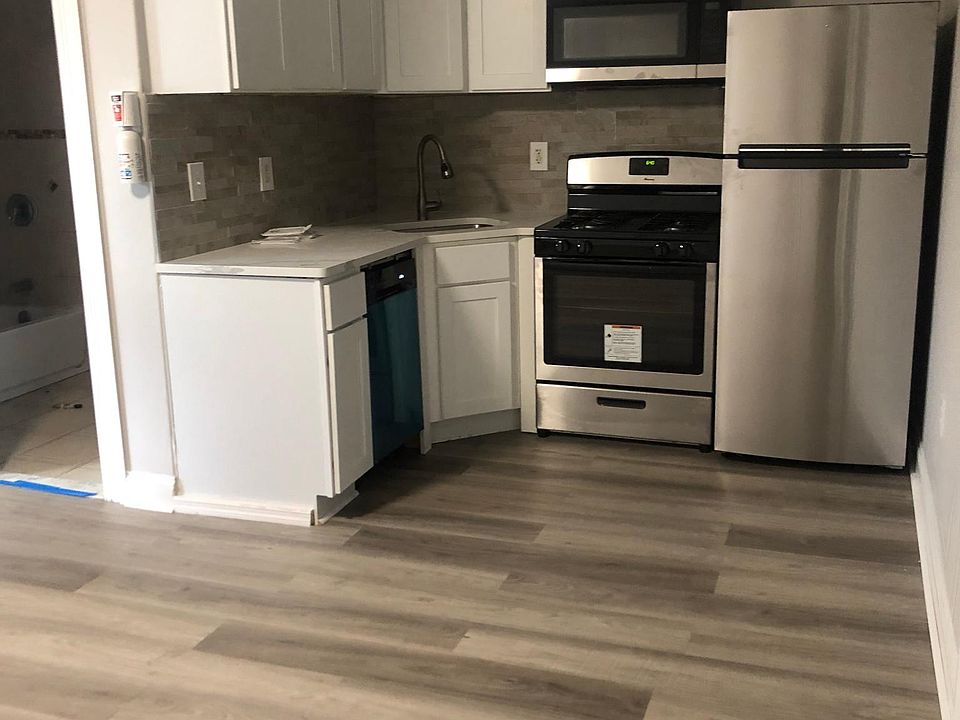 1st image of 1702 76th St APT 8