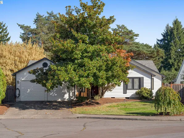 17025 NW Meadowgrass Dr, Beaverton, OR 97006