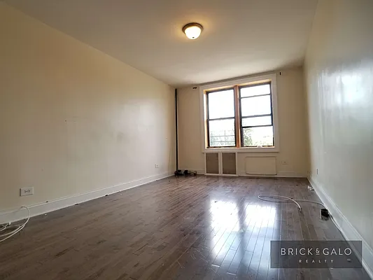 Rented by BRICK & GALO REALTY CORP | media 3