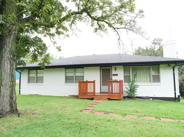 2136 S 49th St, Kansas City, KS 66106