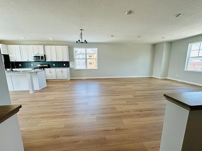 21765 Marsh View Blvd — Photo 2