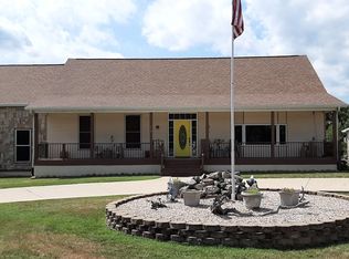 150 Live Oak Ln, Reeds Spring, MO 65737