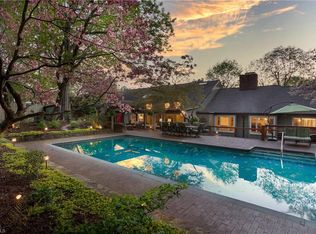 3934 Starmount Dr, Greensboro, NC 27410