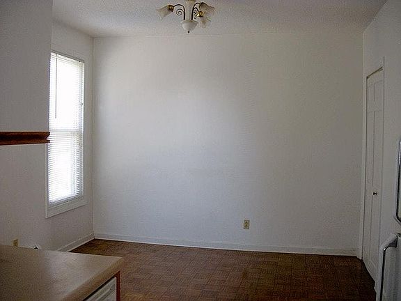 5th image of 30 Lincoln Ave