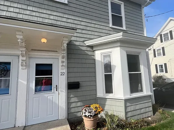 22 Bow St, Woburn, MA 01801