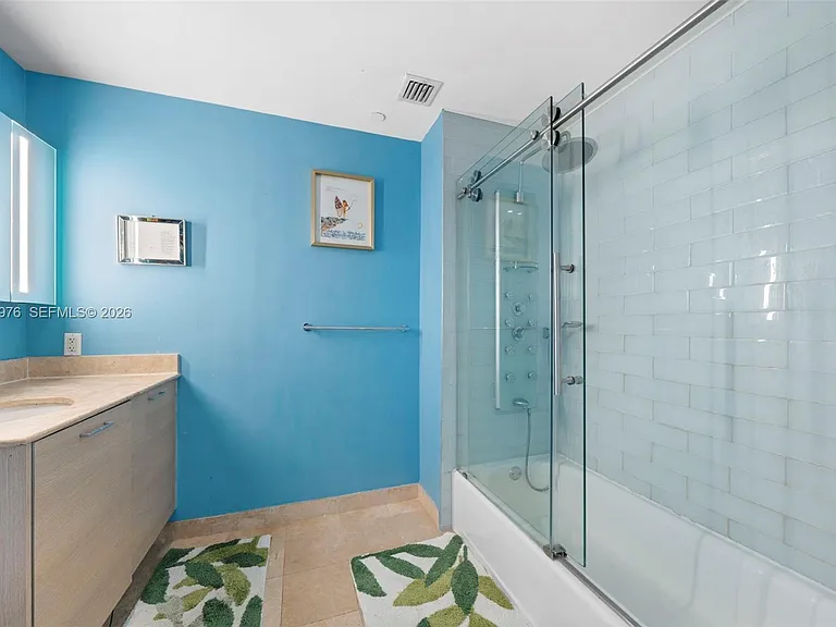 350 NE 24th St #703 — Photo 12