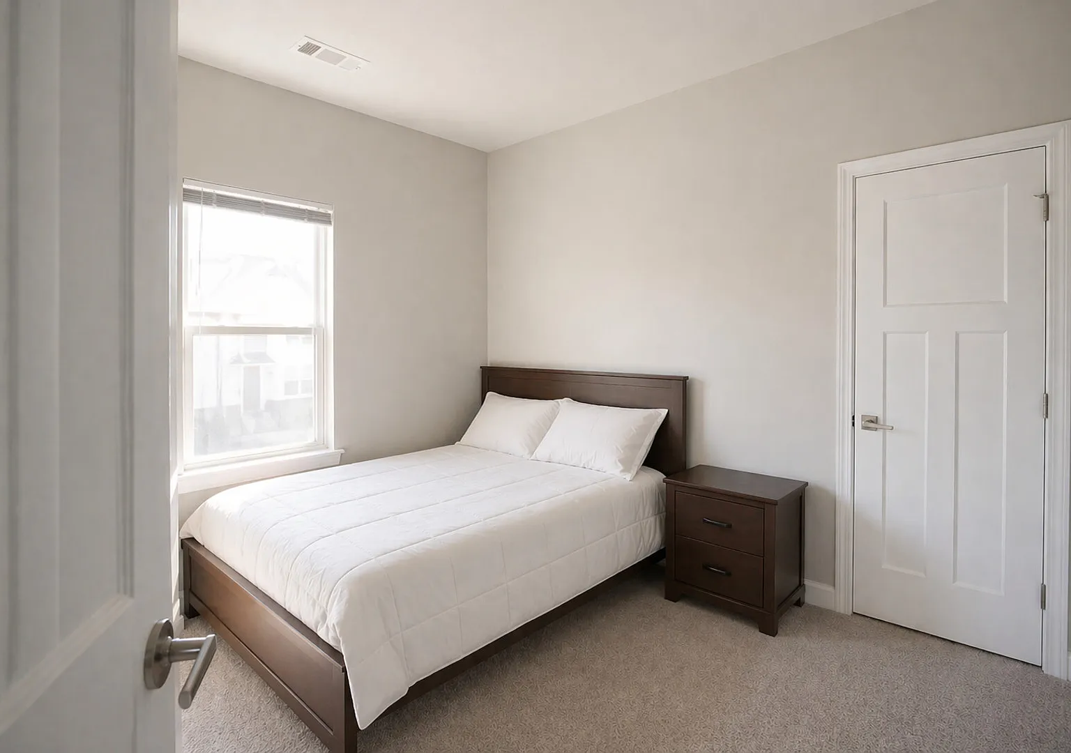 Modern/Cozy Furnished 2BR Townhome | Utilities + Parking Included — Photo 1