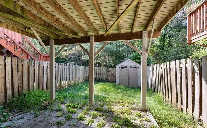 703 Herndon Woods Ct — Photo 27