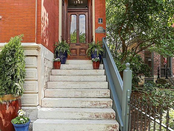 4th image of 1908 Lasalle St