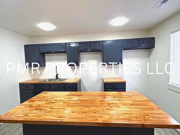 2nd image of 601 N 13th St
